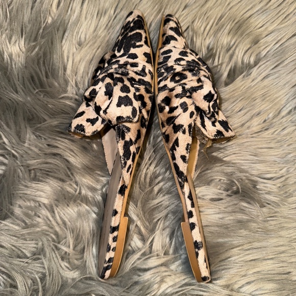 EUC Aldo Leopard Print Knotted Pointed Toe Mule Flats Size 8.5 - Picture 6 of 11
